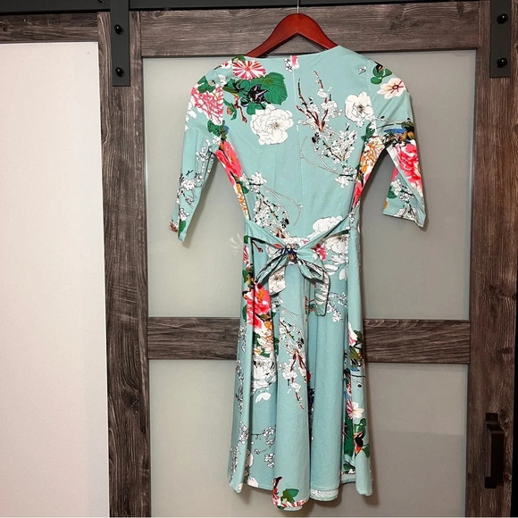 Artter Blue Floral Dress 2/4 Length Sleeves Tie at the Waist Women’s Small - Picture 3 of 9
